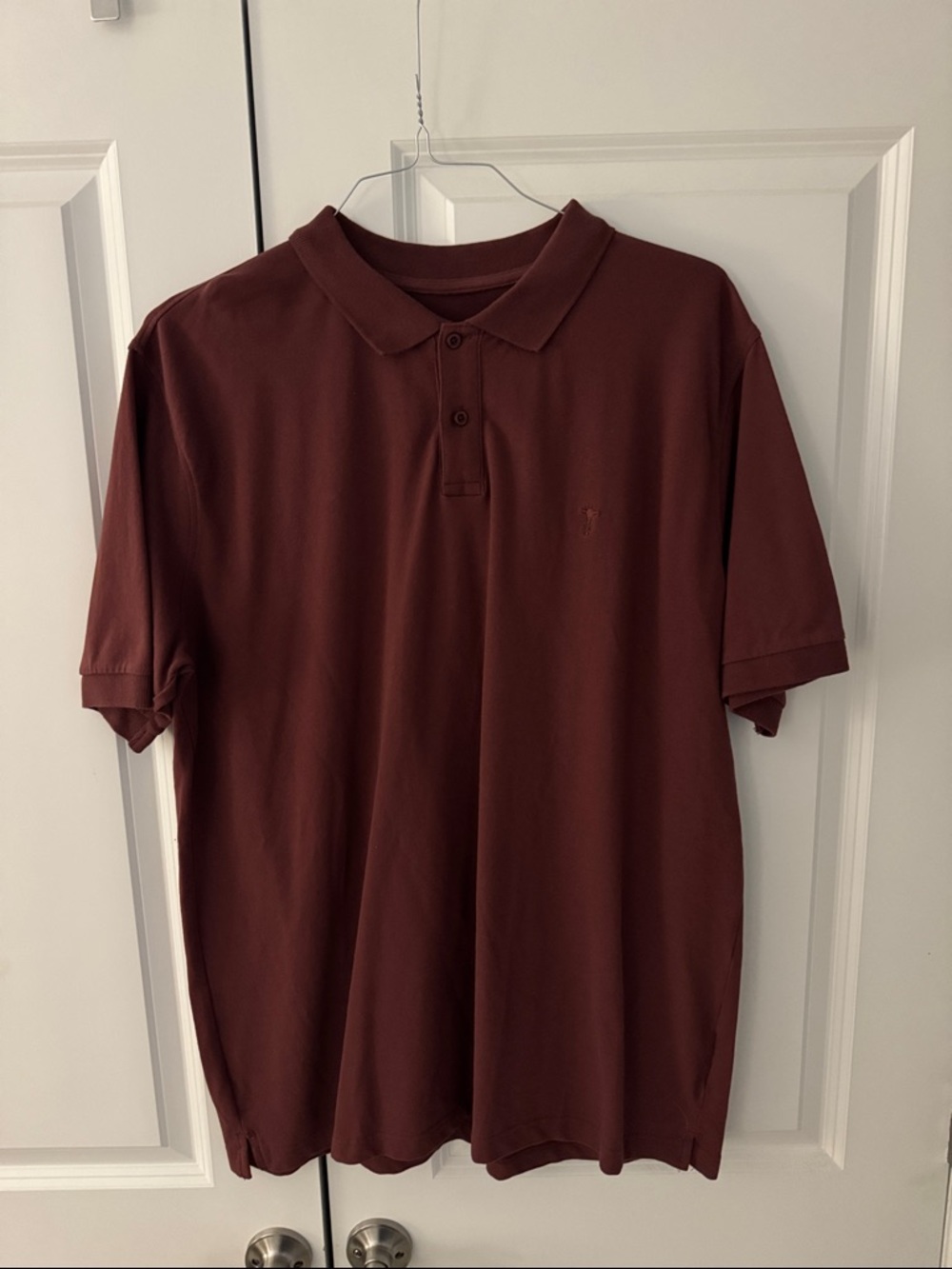 Men's Polo Shirt in Maroon — Classic Short-Sleeve Polo